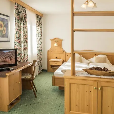 ベッド・アンド・ブレックファスト Bellamonte 3*